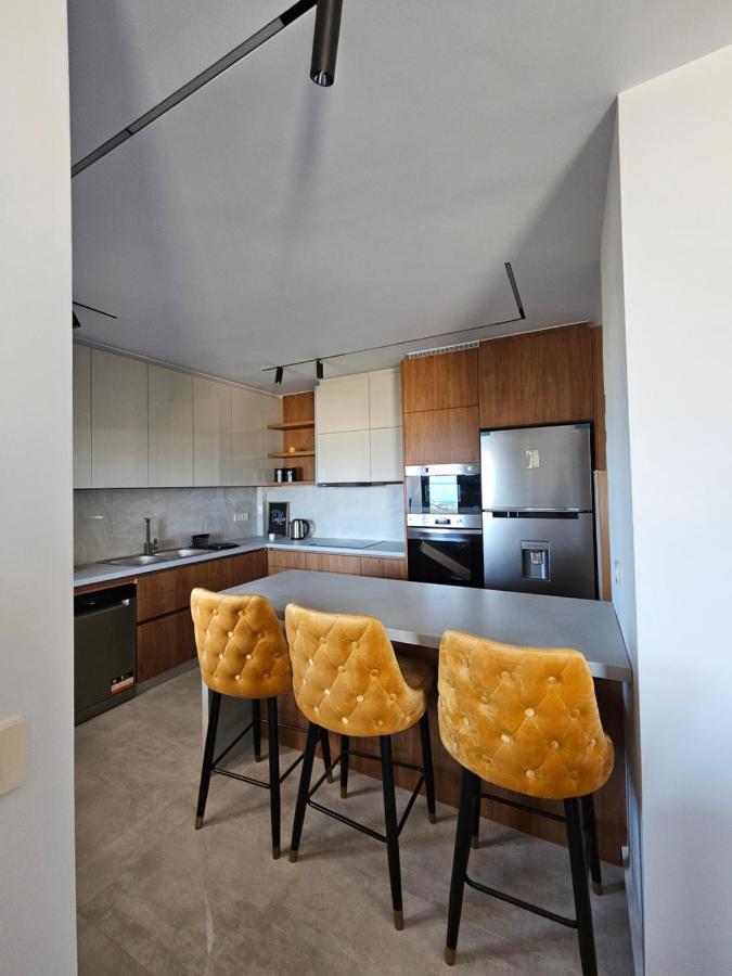 Calm & Dreamy Luxury Apts Pírgos Exteriér fotografie