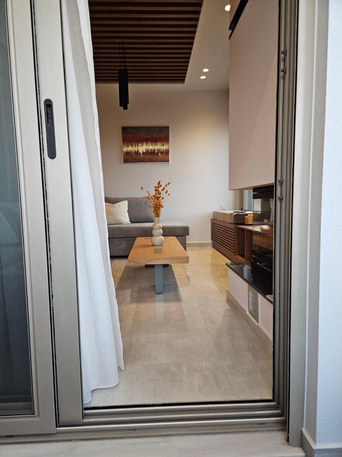 Calm & Dreamy Luxury Apts Pírgos Exteriér fotografie