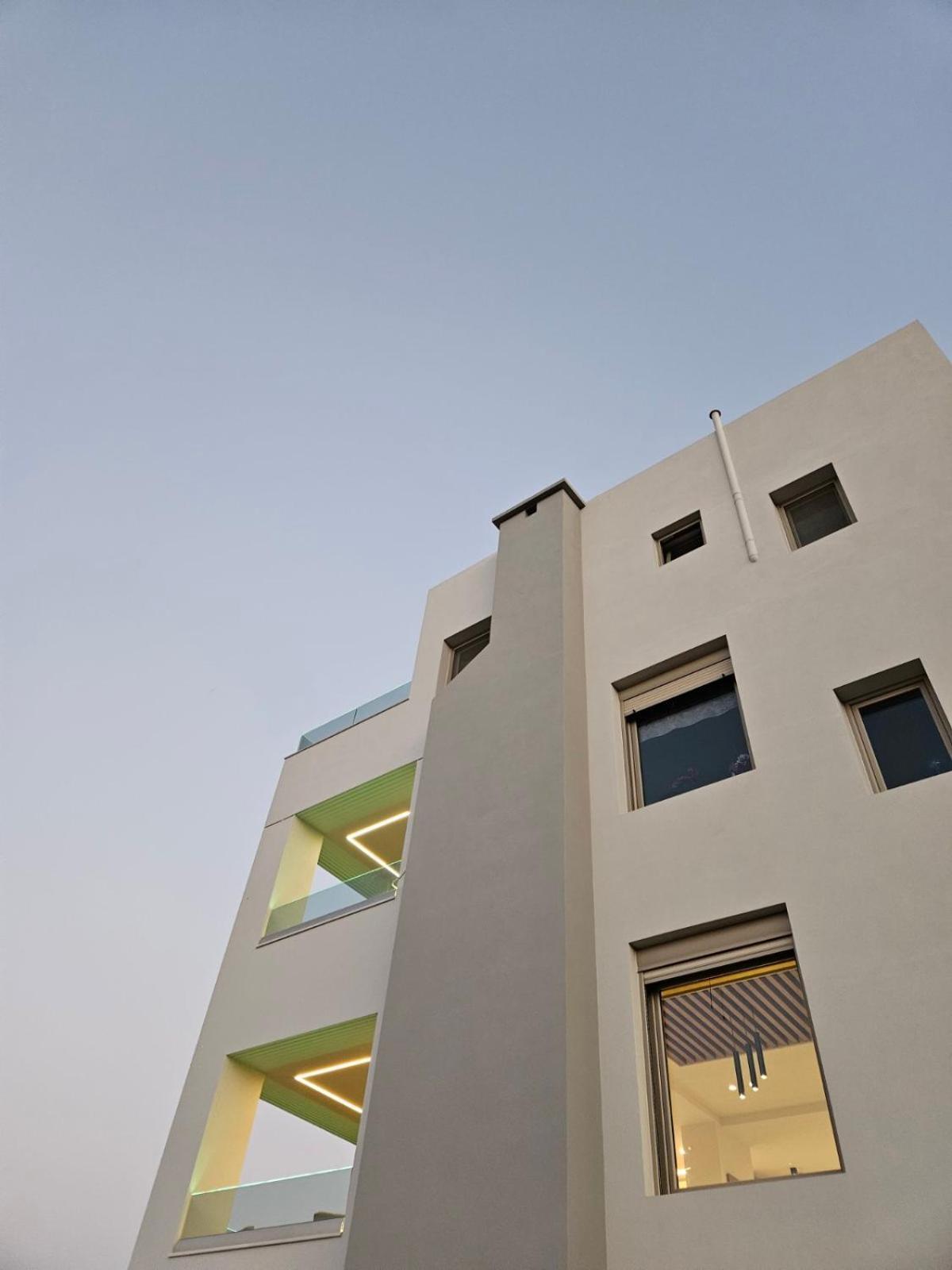 Calm & Dreamy Luxury Apts Pírgos Exteriér fotografie